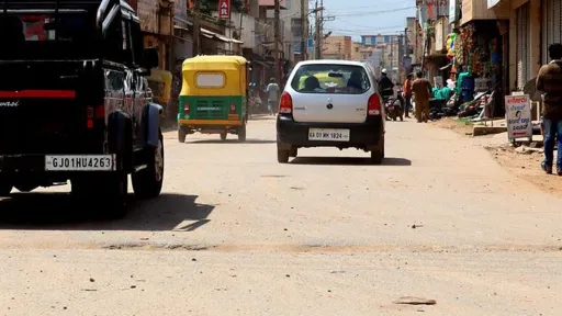 Straßenverkehr in Indien